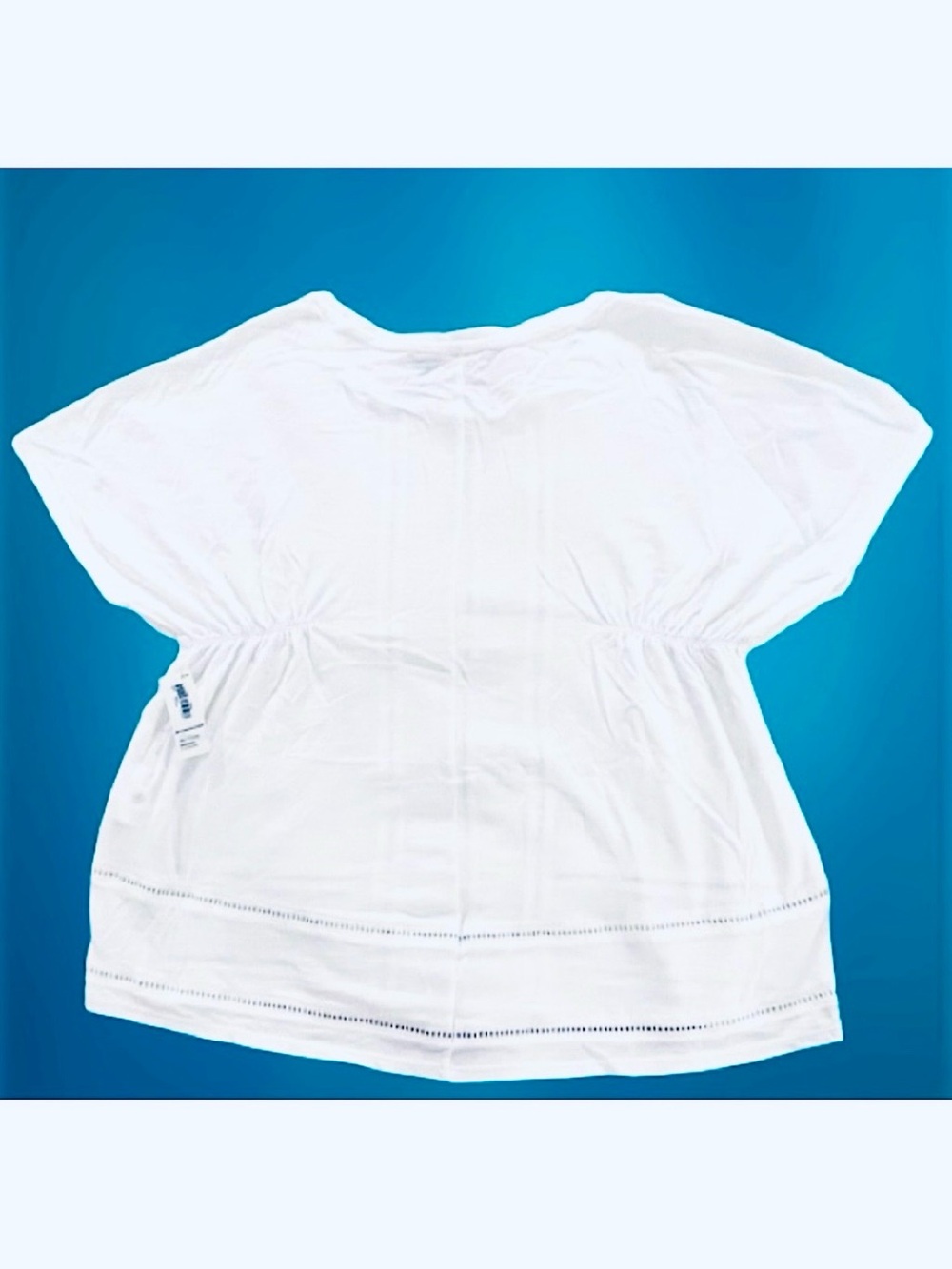 🆕- White Cotton Ladder Stitch Design Top. Size: XL - Picture 2 of 6